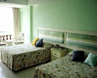 Hotel And Club Aladinos อากาปุลโก ภายนอก รูปภาพ